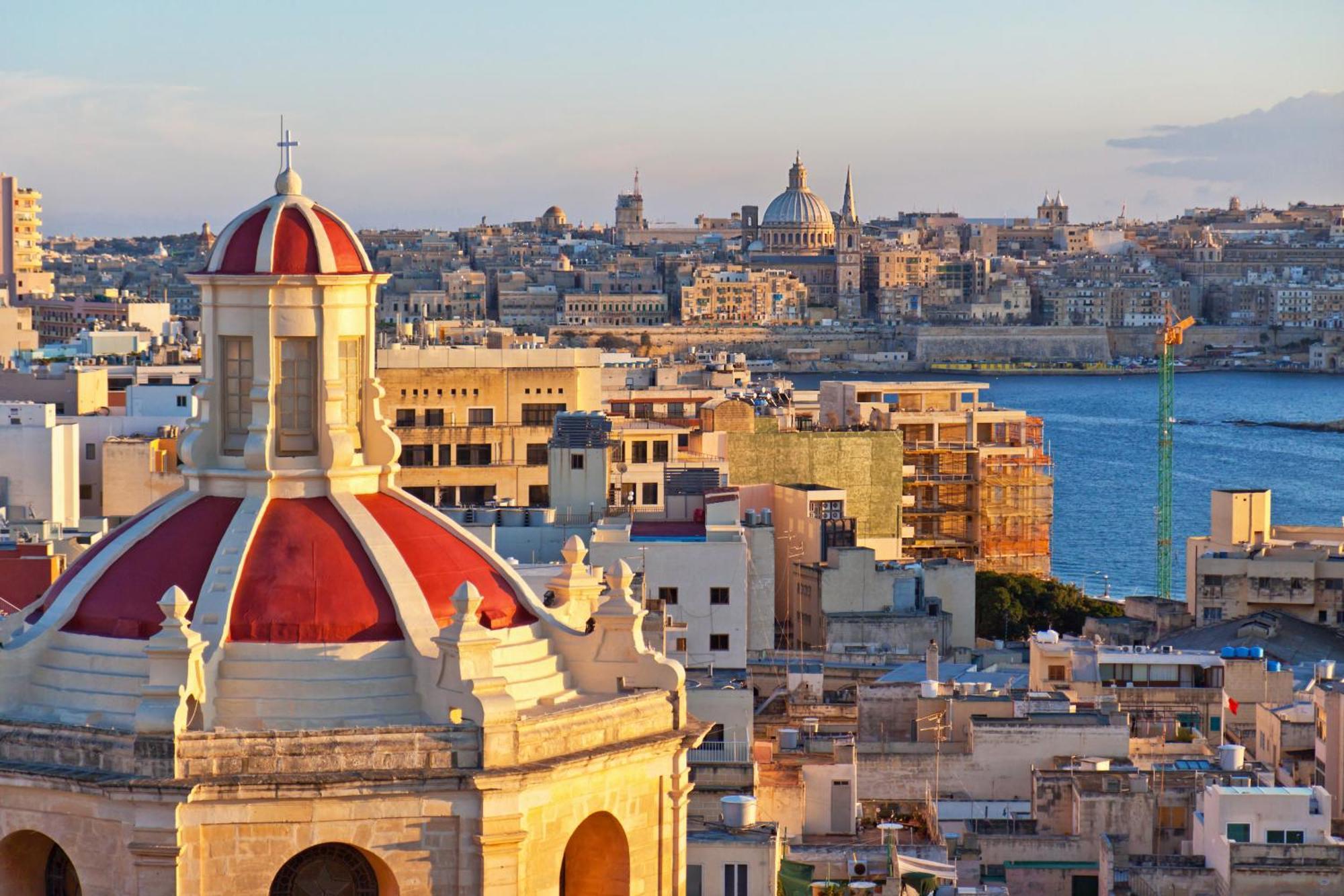 Charm El Malta - Spacious 1br Валетта