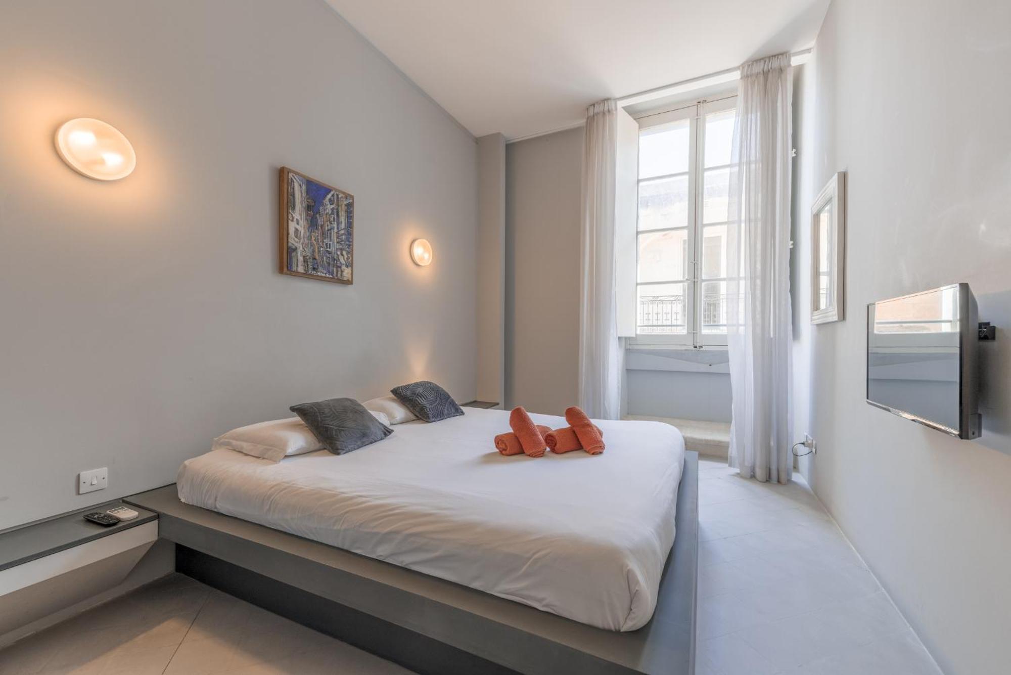 Charm El Malta - Spacious 1br Валетта