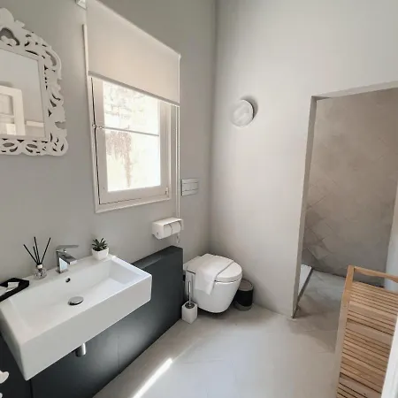 Charm El Malta - Spacious 1Br Apartment Valletta Exterior photo