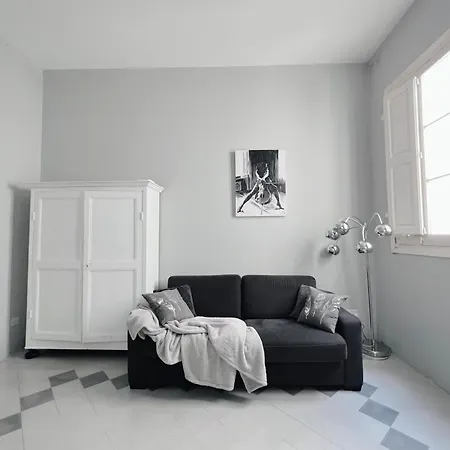 Charm El Malta - Spacious 1Br Apartment Valletta Exterior photo